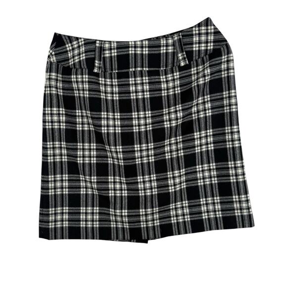 Pendleton Wool Plaid Mini Skirt Button Front Black White Pattern NWT Size 10 - Picture 7 of 10